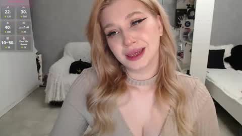 Snapshot of sweet_nicole_333 chatting on March 2026 03:45:01 PM sweet_nicole_333 online show from March 2026 03:45:01 PM