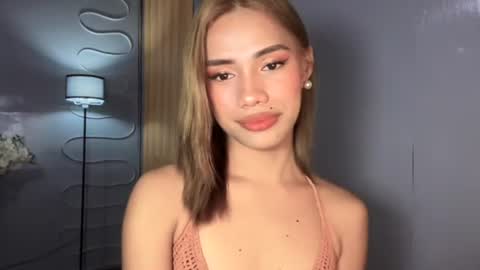 sweet_nikki03 online show from June 2026 10:20:01 AM