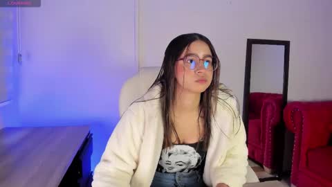 Snapshot of sweet_obsession__ chatting on October 2025 01:44:01 PM Sweet Obsession online show from October 2025 01:44:01 PM