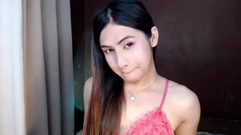 sweet_paprikaxx online show from June 2026 12:51:02 PM