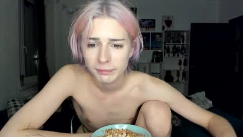 Snapshot of sweet_peach__ chatting on October 2025 10:04:01 PM kira online show from October 2025 10:04:01 PM