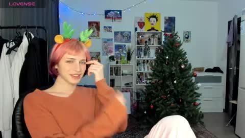 kira online show from April 2026 07:31:02 PM