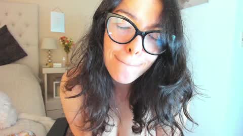 Snapshot of sweet_penny22 chatting on January 2025 02:23:01 AM sweet_penny22 online show from January 2025 02:23:01 AM