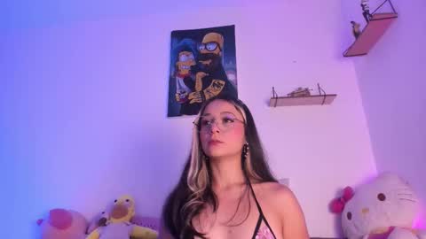 Penny  online show from January 2026 01:00:02 AM