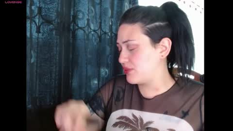 Snapshot of sweet_poison_666 chatting on May 2026 09:54:01 PM sweet_poison_666 online show from May 2026 09:54:01 PM