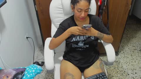 Snapshot of sweet_robyn chatting on December 2024 10:12:01 PM sweet_robyn online show from December 2024 10:12:01 PM