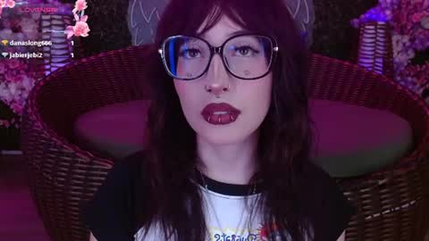 Snapshot of sweet_roxanee chatting on July 2026 09:39:02 PM Roxanee online show from July 2026 09:39:02 PM