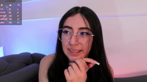 Sammy Lauren online show from March 2025 09:56:01 AM