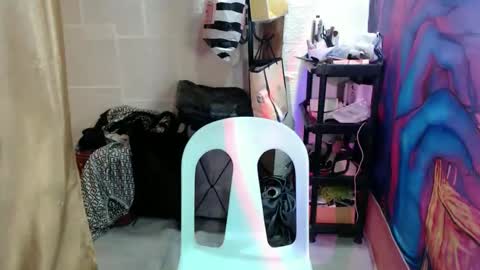 sweet_sang18 online show from June 2026 12:51:01 PM