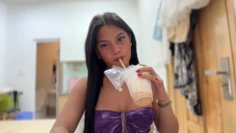 Snapshot of sweet_scarllet12 chatting on February 2026 02:20:02 PM SCARLLET online show from February 2026 02:20:02 PM