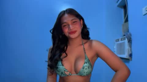 SCARLLET online show from April 2026 02:36:02 PM