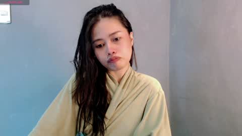 Leah online show from January 2025 05:01:01 AM