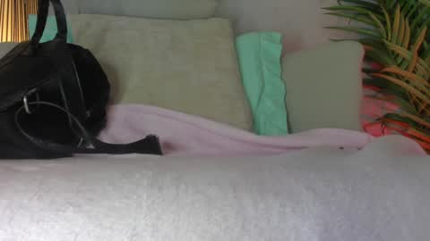 Adeline  online show from October 2025 12:41:02 PM