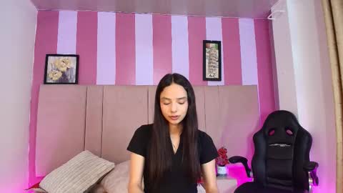 Snapshot of sweet_sofiii_ chatting on February 2026 08:06:01 PM Sweet Sofiii online show from February 2026 08:06:01 PM