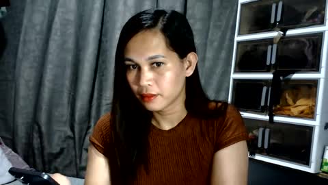 Snapshot of sweet_squirtxxxx chatting on July 2026 02:09:01 AM HI IM MONA AND IM YOUR NEXT WIFE online show from July 2026 02:09:01 AM