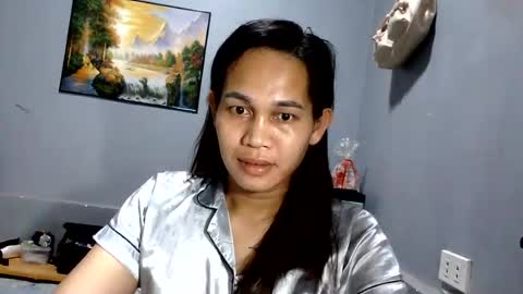 Snapshot of sweet_squirtxxxx chatting on July 2026 01:47:01 AM HI IM MONA AND IM YOUR NEXT WIFE online show from July 2026 01:47:01 AM