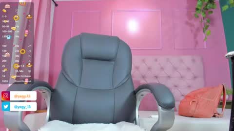 Yeileen online show from June 2026 08:30:02 PM