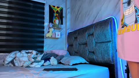 Isabella online show from January 2025 06:34:02 PM