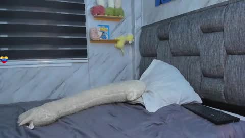 Isabella online show from September 2025 10:26:01 PM