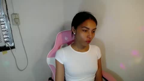 Snapshot of sweet_trishaxx chatting on February 2025 04:25:02 AM Trisha online show from February 2025 04:25:02 AM