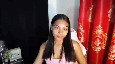 Snapshot of sweet_trishaxx chatting on October 2025 07:07:02 PM Trisha online show from October 2025 07:07:02 PM