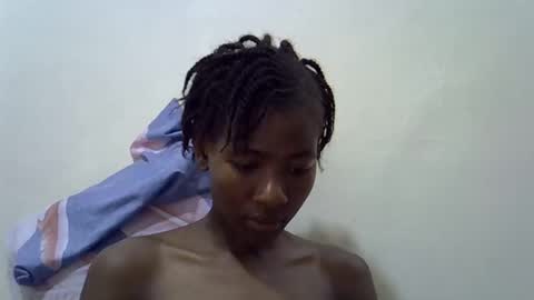 Snapshot of sweet_vee1 chatting on February 2026 10:58:01 AM Princess vee online show from February 2026 10:58:01 AM