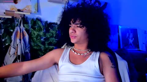 Steven independent model online show from March 2025 05:24:02 AM