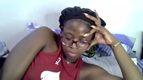 sweet_zarah online show from May 2026 04:14:01 PM