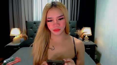 bea takashi  online show from May 2026 09:15:01 AM