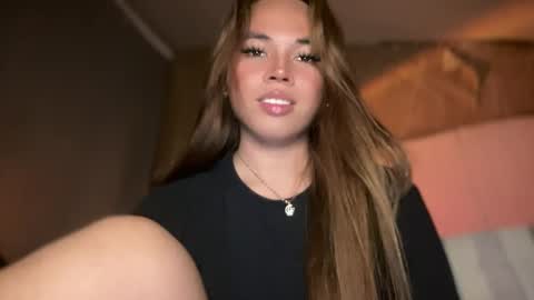 Snapshot of sweetalexa19 chatting on December 2024 08:28:01 AM alexa your one and only queen online show from December 2024 08:28:01 AM