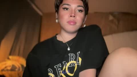 Snapshot of sweetalexa19 chatting on January 2025 01:52:02 PM alexa your one and only queen online show from January 2025 01:52:02 PM