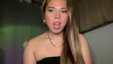 Snapshot of sweetalexa19 chatting on November 2025 12:54:01 AM alexa your one and only queen online show from November 2025 12:54:01 AM