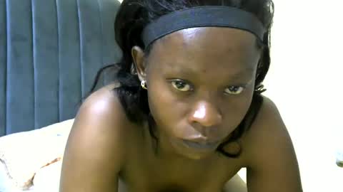 LIANAH online show from May 2026 05:23:02 AM