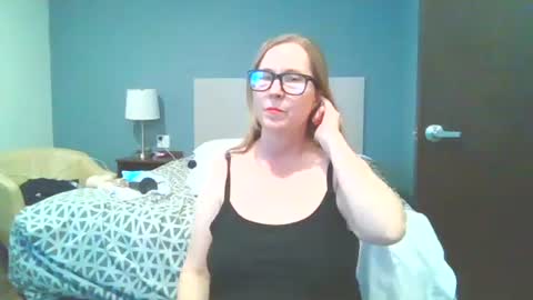 sweetandnaughty123 online show from October 2025 04:57:01 AM