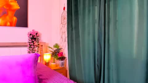 Viorica online show from March 2026 05:44:01 AM