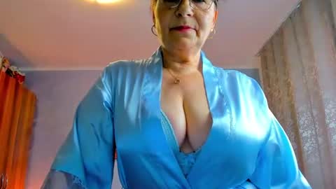 Viorica online show from July 2026 03:43:01 AM