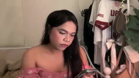 Snapshot of sweetasian_leith20 chatting on February 2026 02:17:02 PM Leith Madrigal online show from February 2026 02:17:02 PM