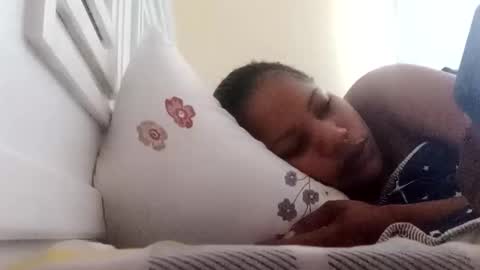 Snapshot of sweetateka chatting on February 2025 06:18:02 AM Sweetateka online show from February 2025 06:18:02 AM