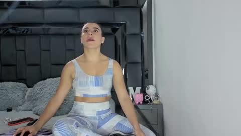 sweetblonde111 online show from May 2026 11:57:01 PM
