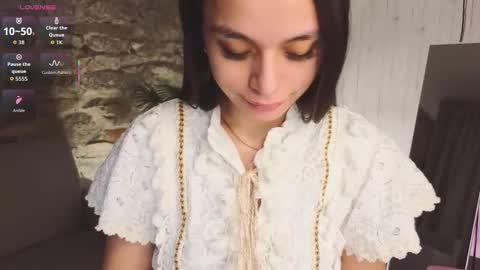 Snapshot of sweetblushie chatting on February 2026 01:11:01 AM Kim online show from February 2026 01:11:01 AM