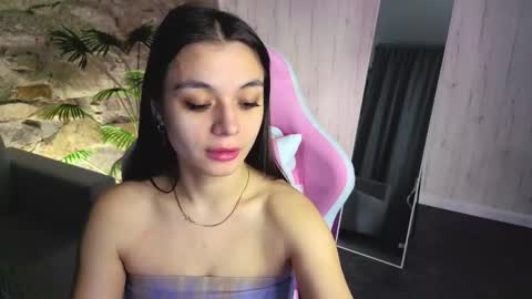 Snapshot of sweetblushie chatting on February 2026 01:32:01 AM Kim online show from February 2026 01:32:01 AM