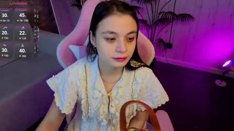 Snapshot of sweetblushie chatting on February 2026 01:25:02 AM Kim online show from February 2026 01:25:02 AM