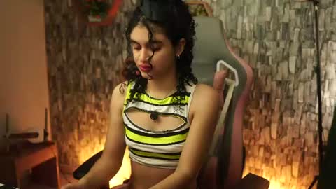 Salom independent model online show from June 2026 09:26:01 PM