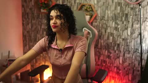 Salom independent model online show from June 2026 07:33:01 PM