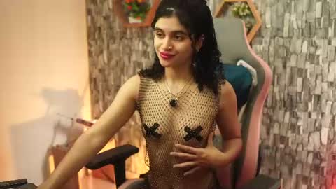 Salom independent model online show from July 2026 07:32:01 PM