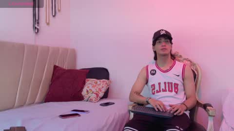 sweetbutspicy online show from June 2026 11:59:01 AM