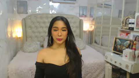 Carla online show from September 2025 03:11:01 AM