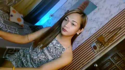 Snapshot of sweetcandicexx chatting on January 2025 02:18:01 AM gwapa online show from January 2025 02:18:01 AM