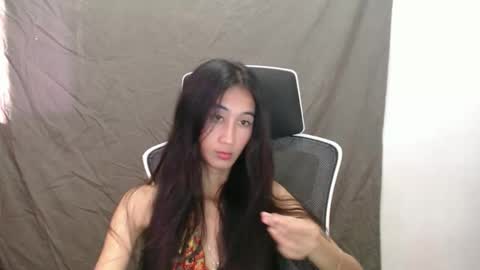 Snapshot of sweetcharise18 chatting on January 2026 05:22:01 AM Cha cha online show from January 2026 05:22:01 AM