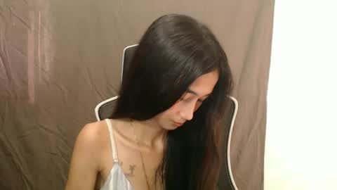 Snapshot of sweetcharise18 chatting on January 2026 05:44:01 AM Cha cha online show from January 2026 05:44:01 AM